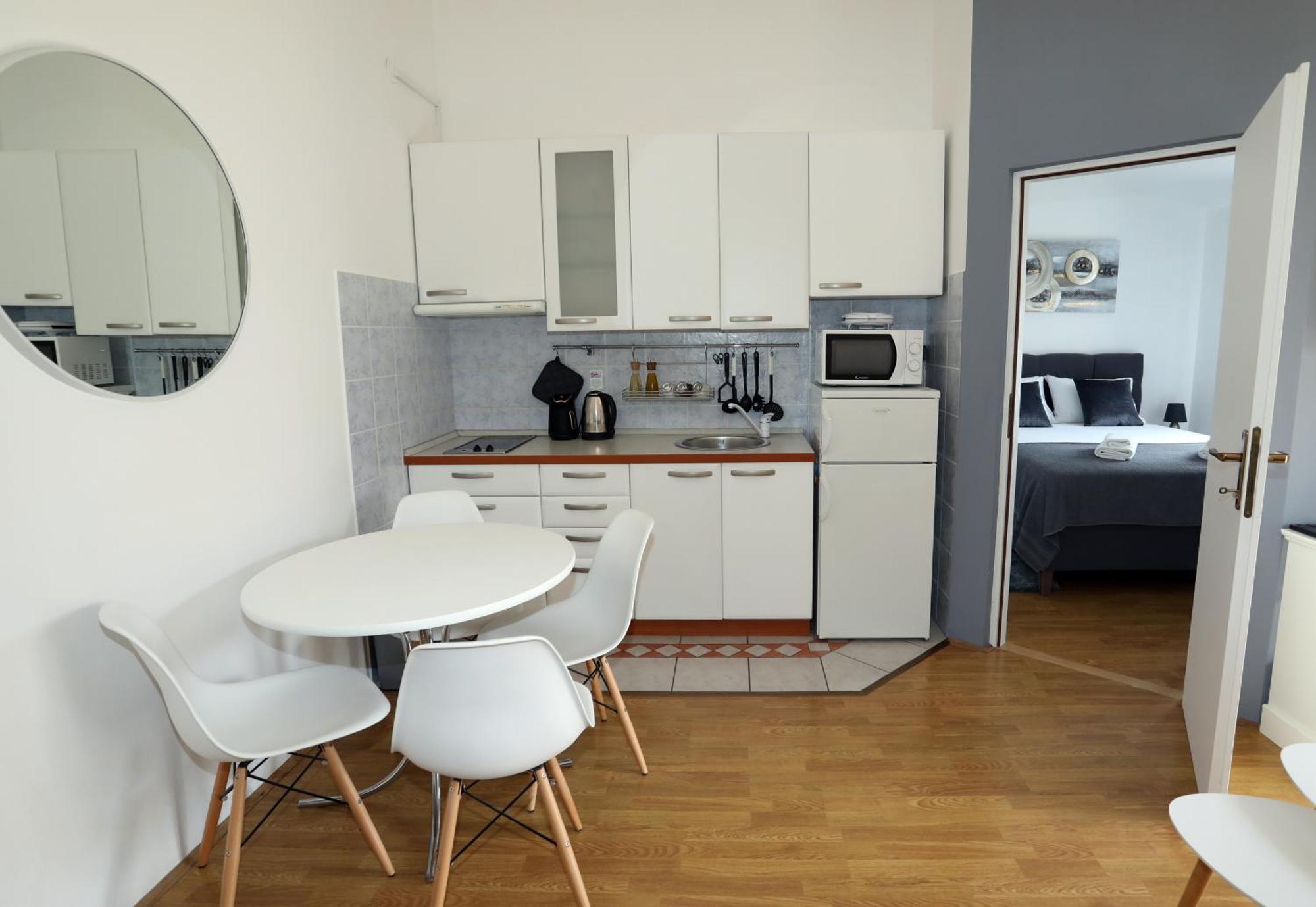 Apartment Loly Medulin Exterior foto